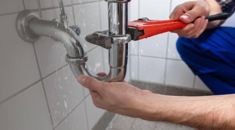 Expert burst pipe repair services in Wharncliffe, WV